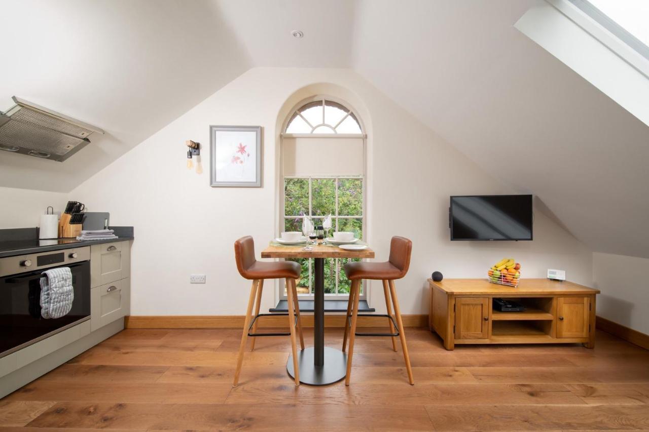 Poppy'S Barn Villa อิลฟราคูมบ์ ภายนอก รูปภาพ